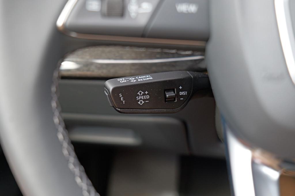 new 2026 Audi Q7 car, priced at $78,295