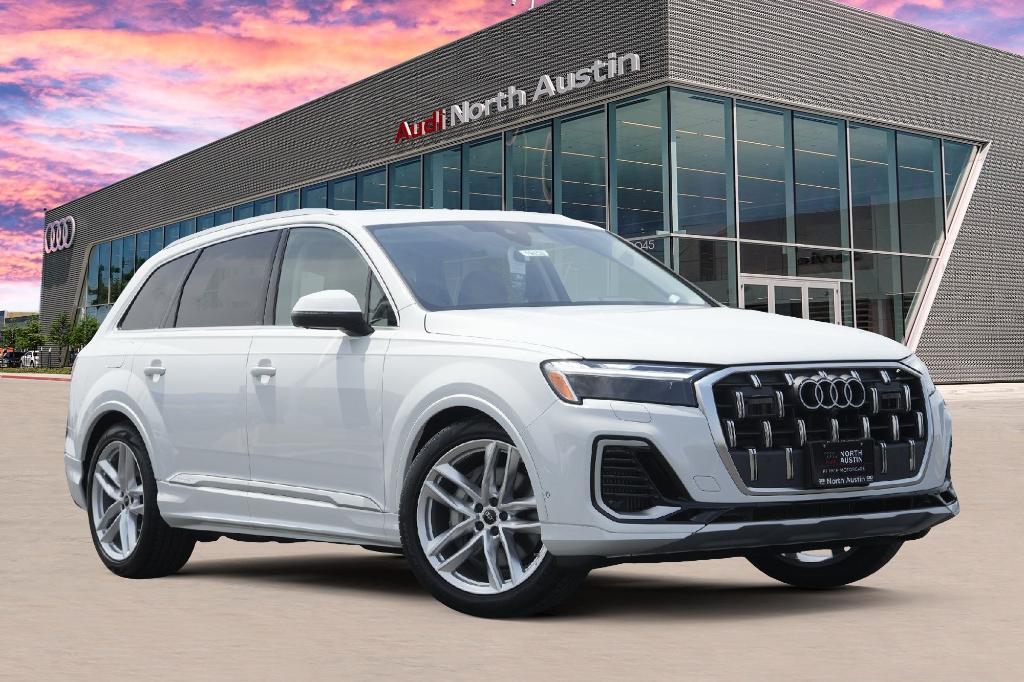 new 2025 Audi Q7 car, priced at $73,038