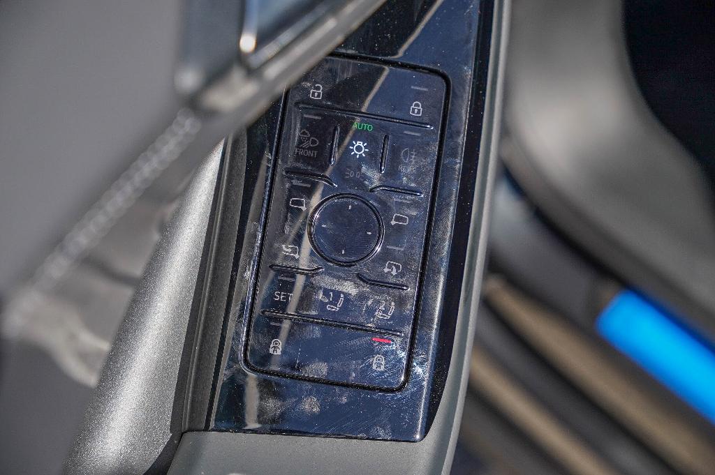 new 2025 Audi Q6 e-tron car, priced at $66,500