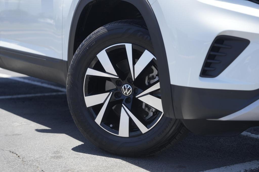 used 2022 Volkswagen Atlas Cross Sport car, priced at $24,304