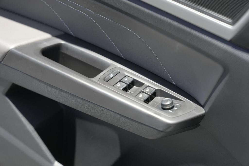 used 2022 Volkswagen Atlas Cross Sport car, priced at $24,304