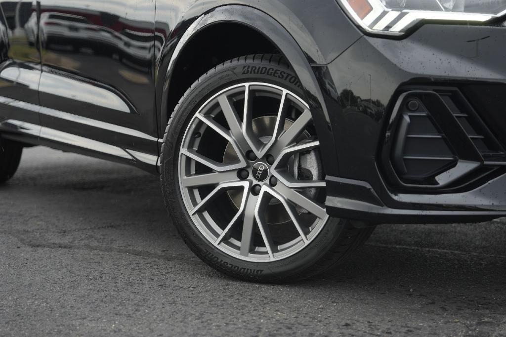 new 2025 Audi Q3 car, priced at $43,317
