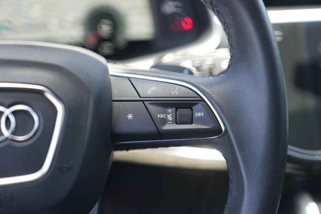 used 2022 Audi Q7 car, priced at $43,521