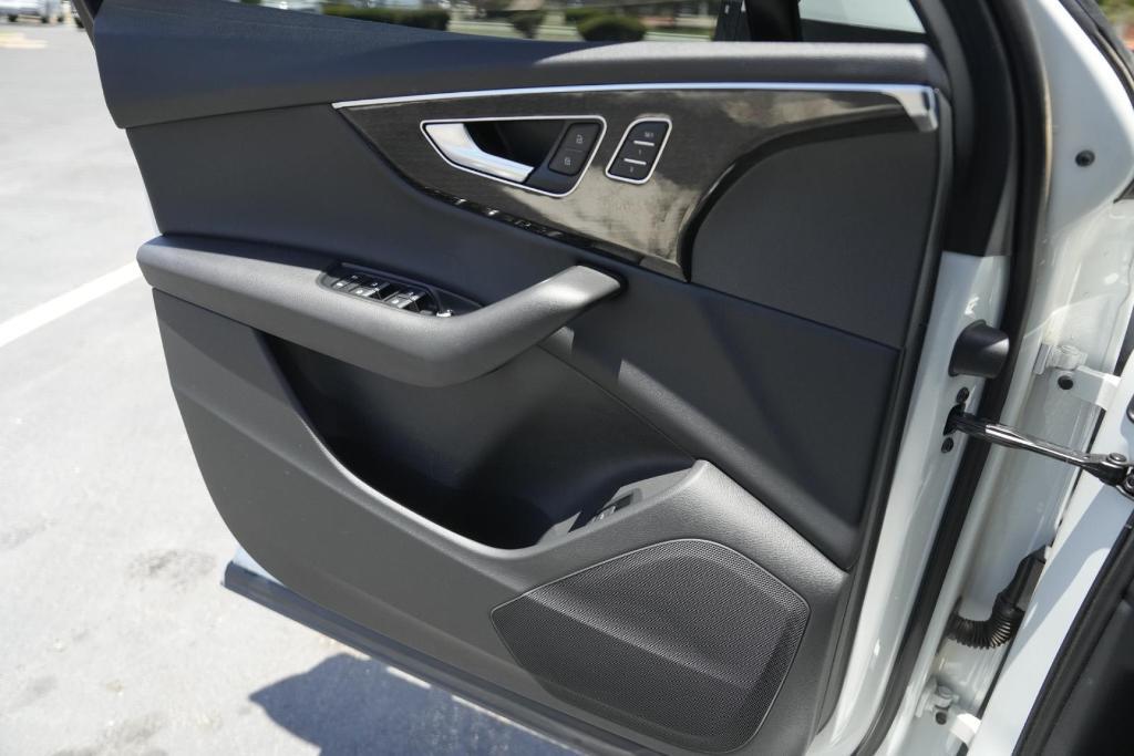 used 2022 Audi Q7 car, priced at $43,521