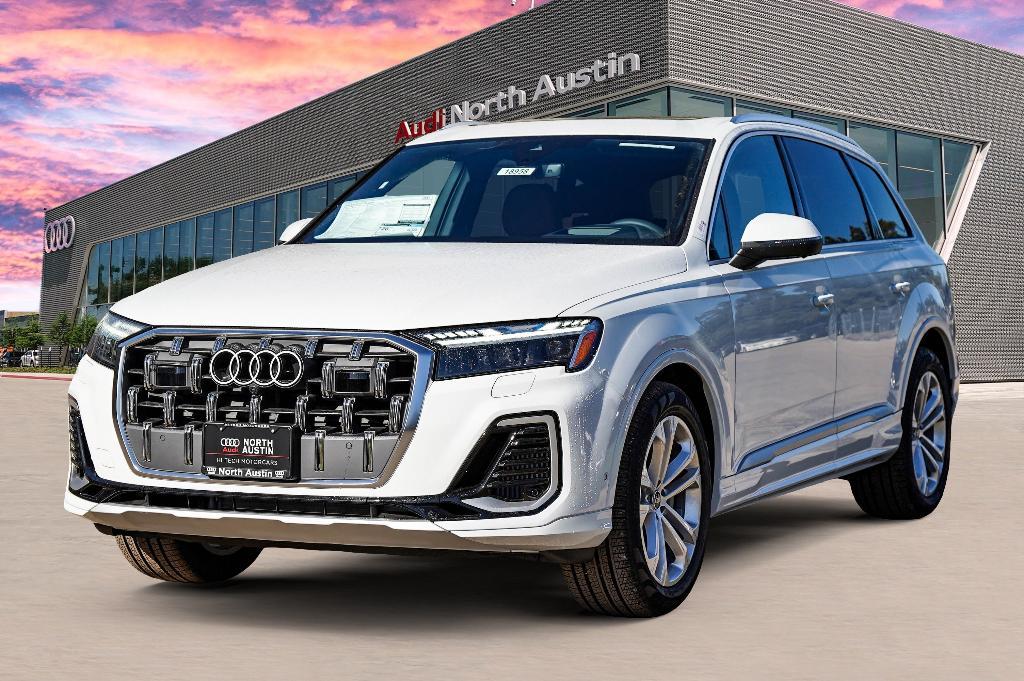 new 2025 Audi Q7 car, priced at $73,281