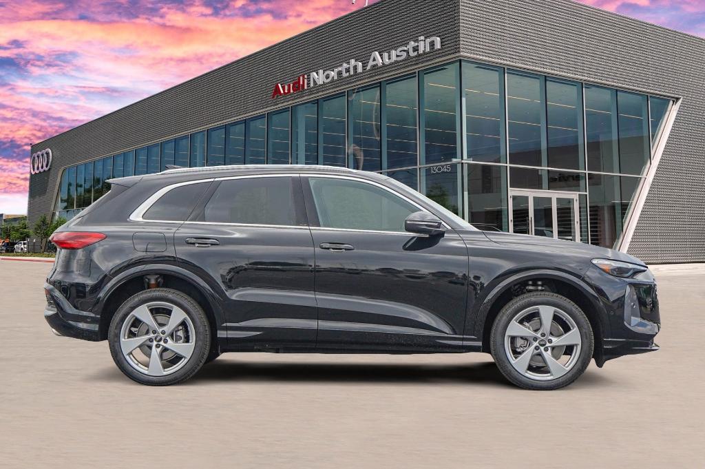 new 2025 Audi Q5 car, priced at $56,126
