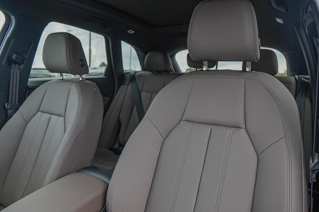 new 2025 Audi Q5 car, priced at $56,126