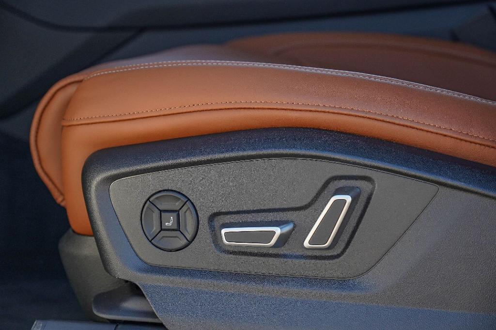 new 2026 Audi Q7 car, priced at $81,995