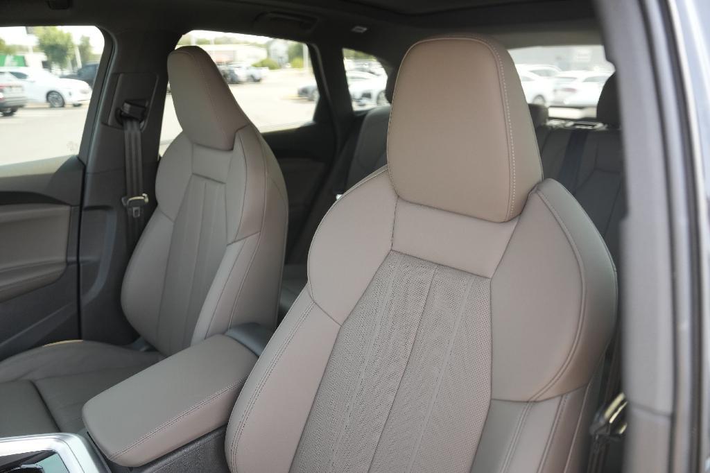 new 2025 Audi Q5 car, priced at $58,231