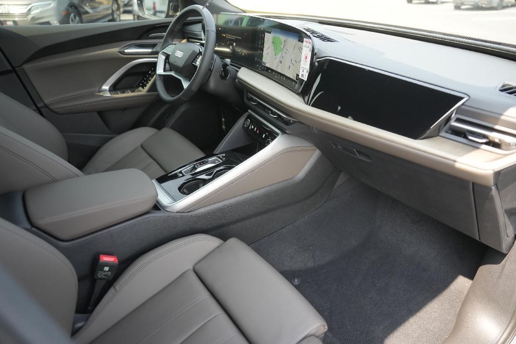 new 2025 Audi Q5 car, priced at $58,231