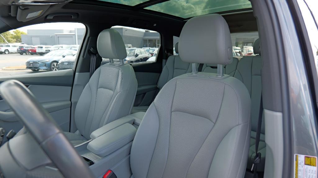 used 2018 Audi Q7 car, priced at $22,414