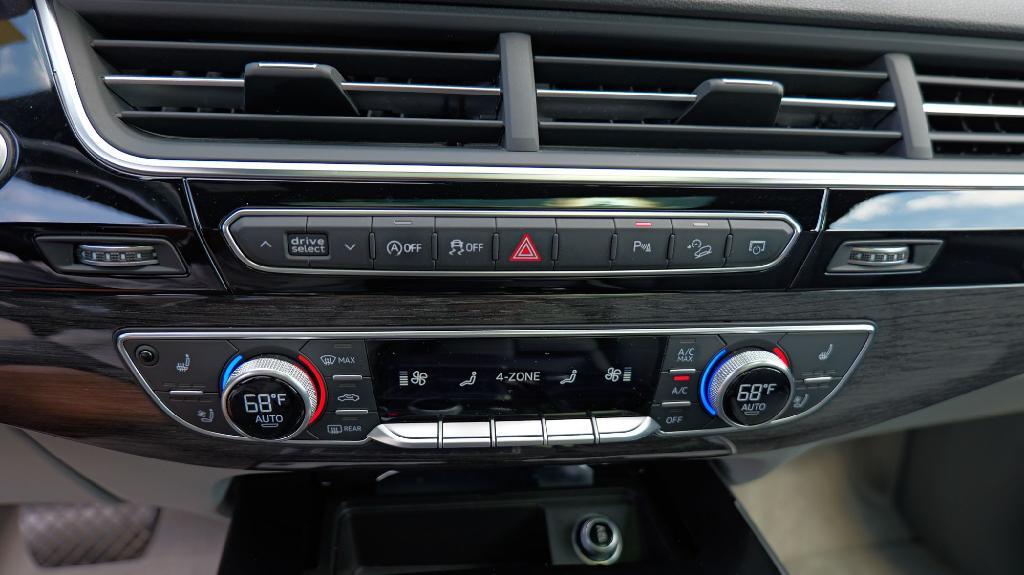 used 2018 Audi Q7 car, priced at $22,414
