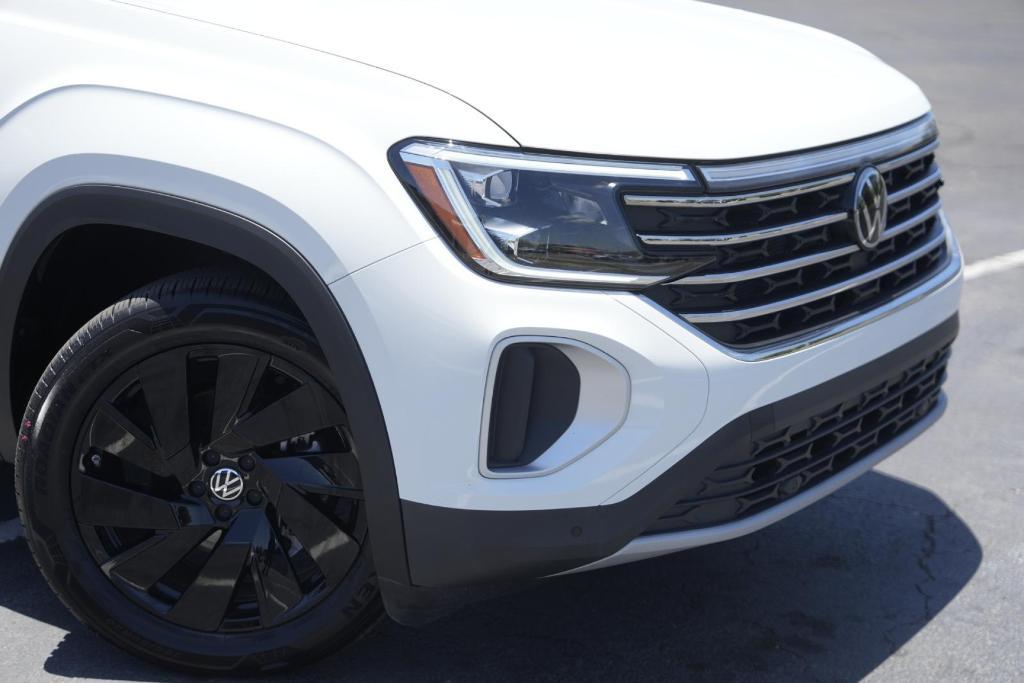 used 2024 Volkswagen Atlas car, priced at $41,300