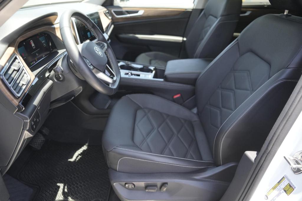 used 2024 Volkswagen Atlas car, priced at $41,300
