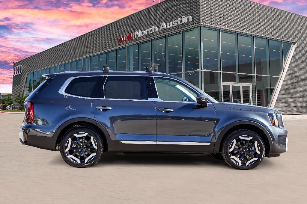 used 2024 Kia Telluride car, priced at $38,695