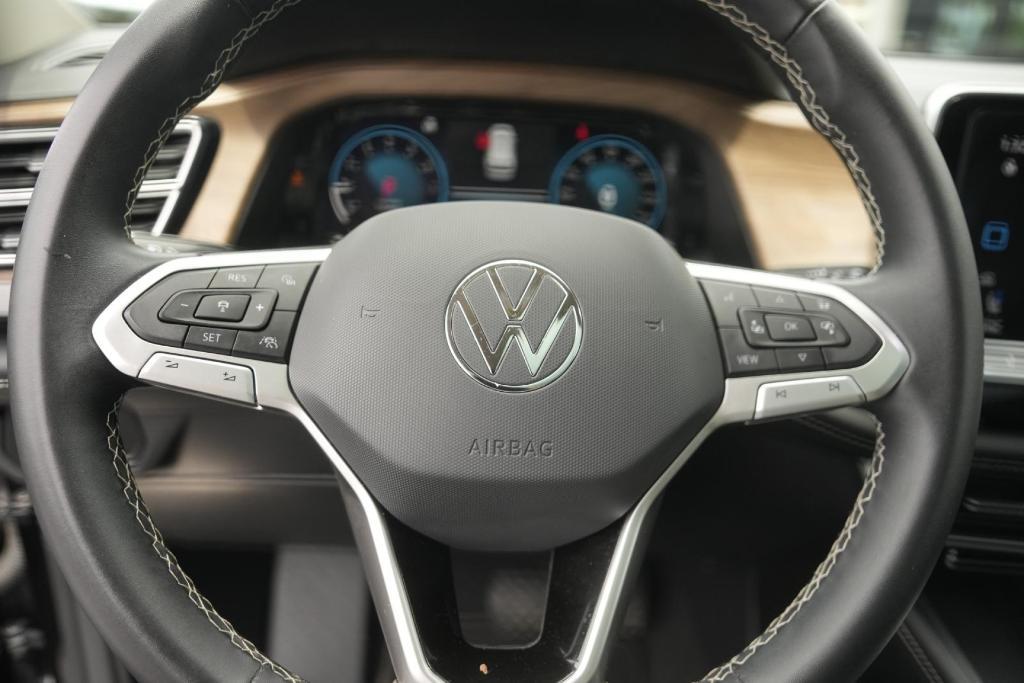 used 2024 Volkswagen Atlas car, priced at $38,656