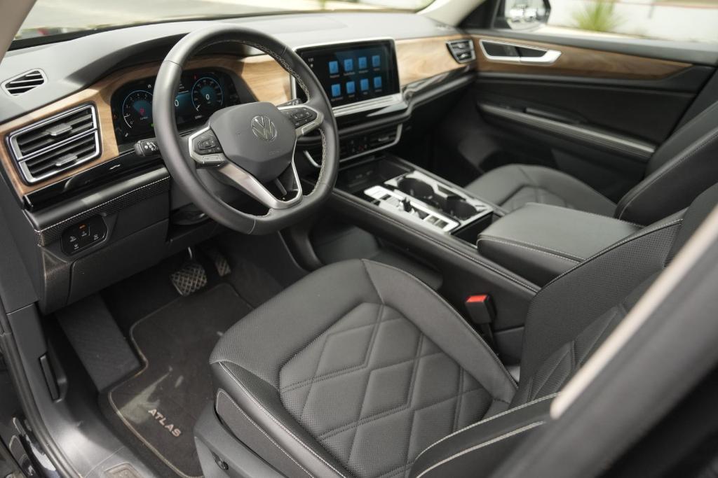 used 2024 Volkswagen Atlas car, priced at $38,656