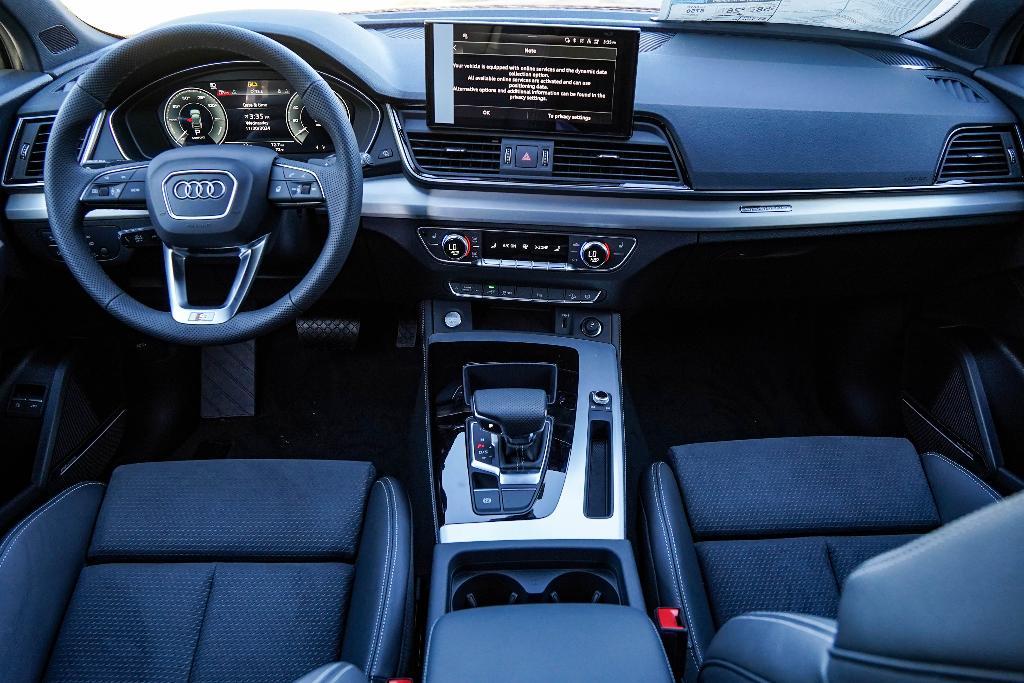 new 2025 Audi Q5 car, priced at $70,550