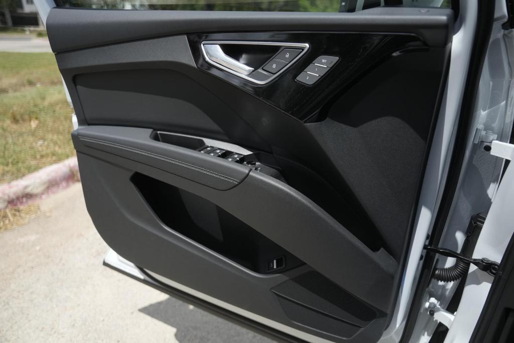 new 2025 Audi Q4 e-tron car, priced at $61,866
