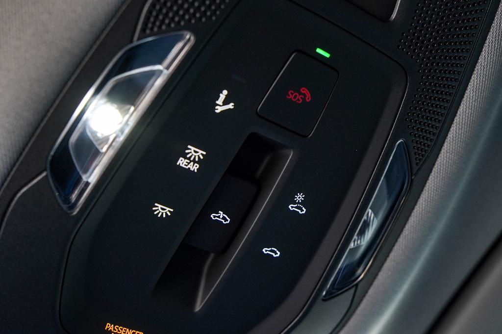 new 2025 Audi Q6 e-tron car, priced at $69,113