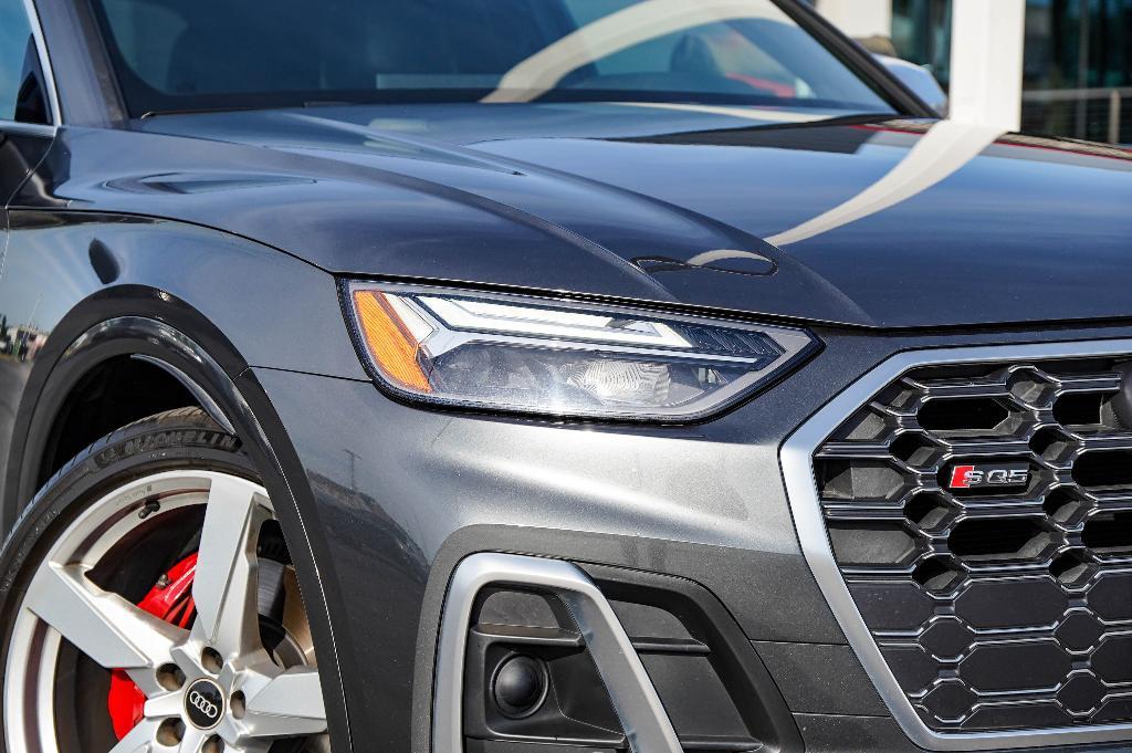 used 2022 Audi SQ5 car, priced at $44,298