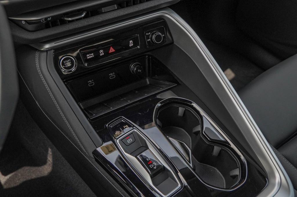 new 2025 Audi Q5 car, priced at $56,707