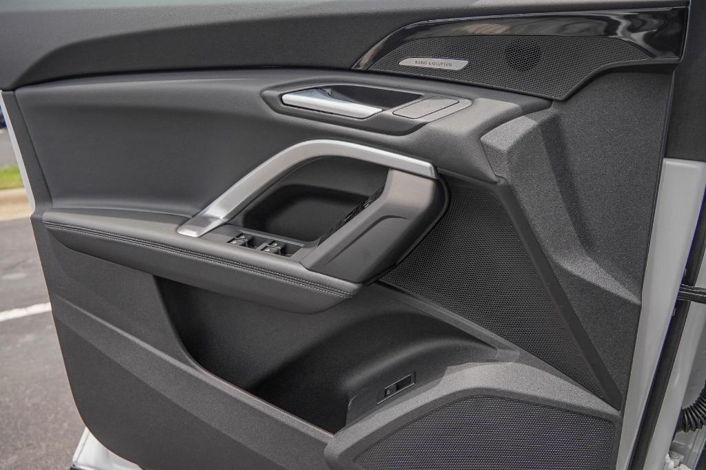 new 2025 Audi Q5 car, priced at $56,707