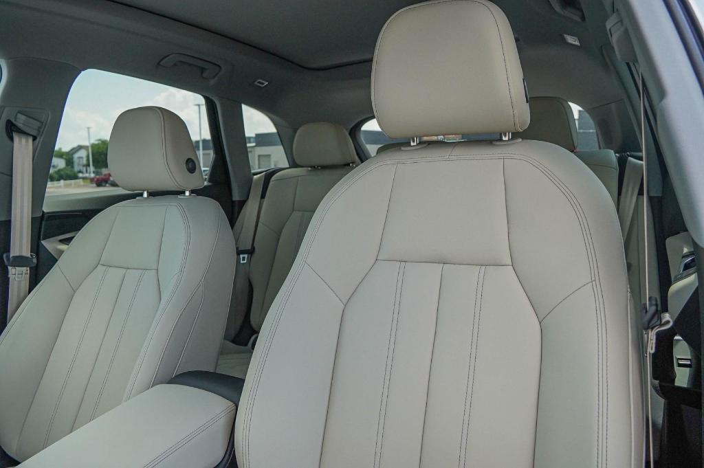 new 2025 Audi Q5 car, priced at $53,731