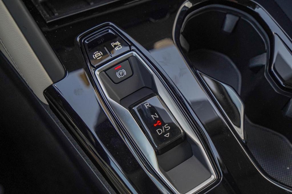 new 2025 Audi Q5 car, priced at $53,731