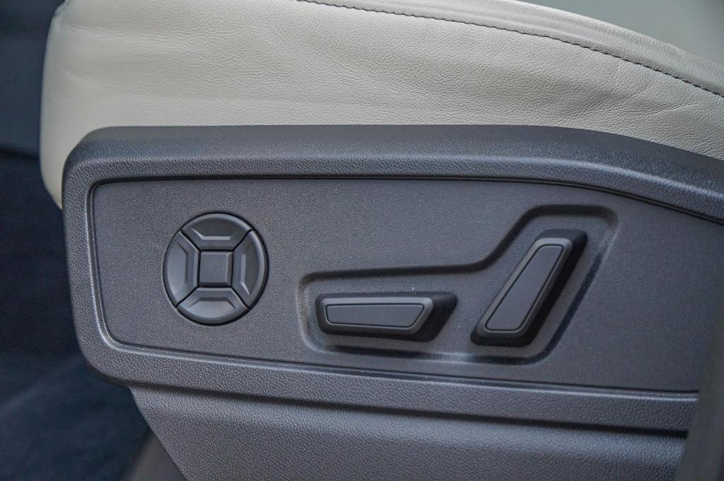new 2025 Audi Q5 car, priced at $53,731