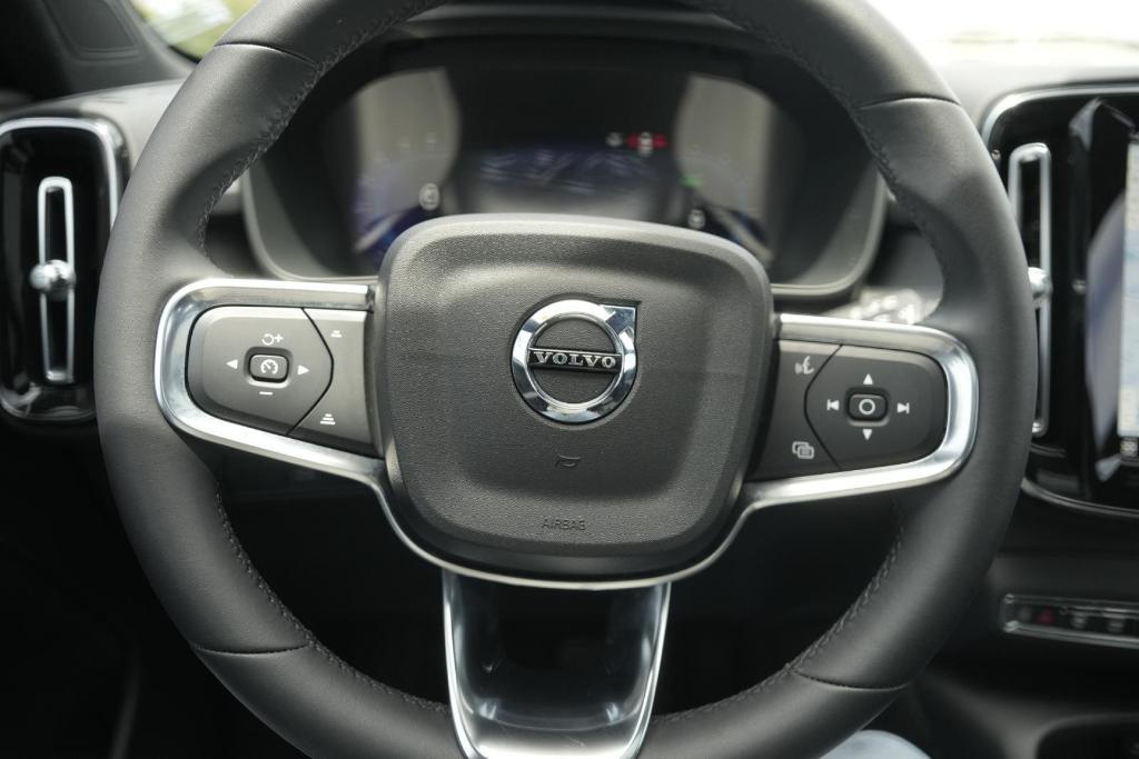 used 2023 Volvo XC40 Recharge Pure Electric car, priced at $34,497