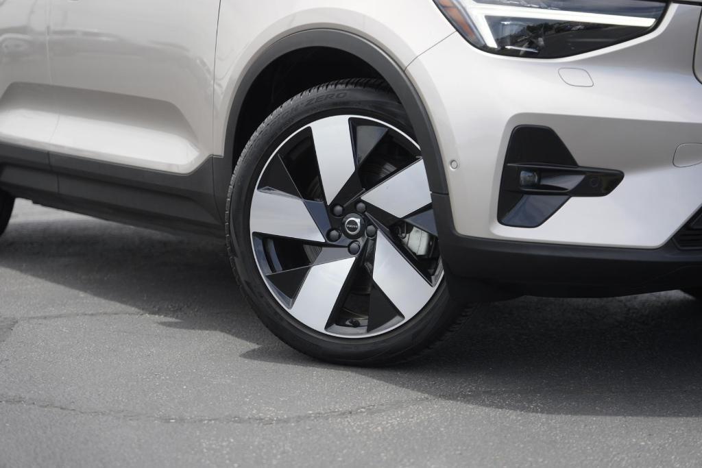 used 2023 Volvo XC40 Recharge Pure Electric car, priced at $34,497