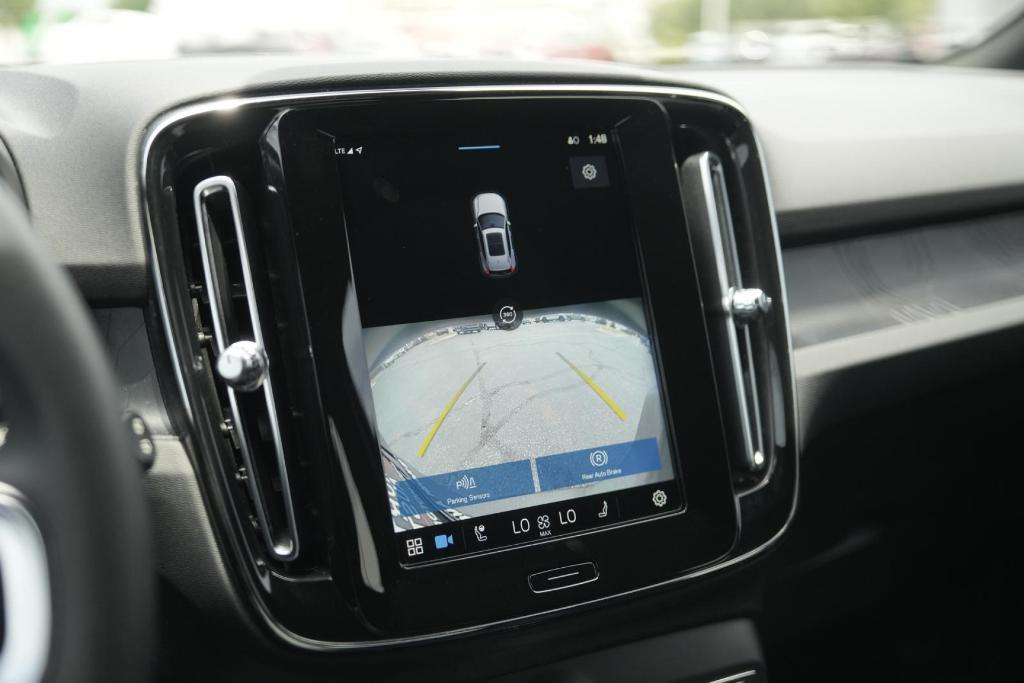 used 2023 Volvo XC40 Recharge Pure Electric car, priced at $34,497