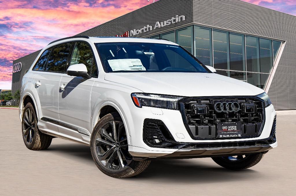 new 2025 Audi Q7 car, priced at $69,448