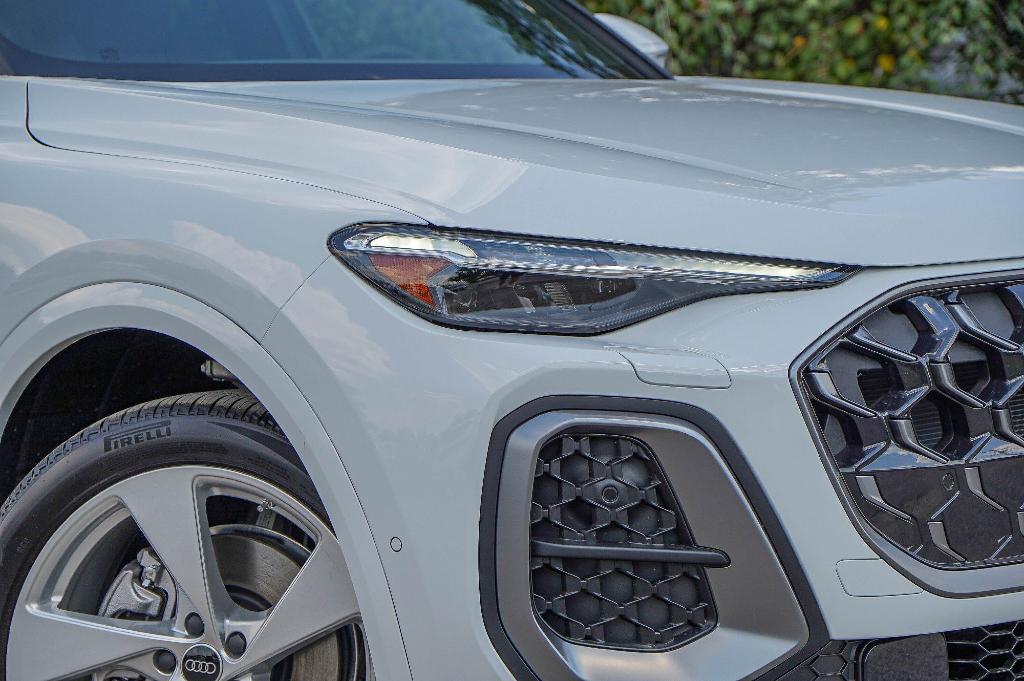 new 2025 Audi Q5 Sportback car, priced at $59,182