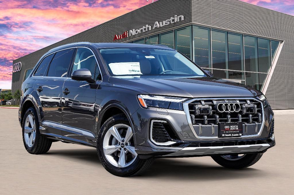 new 2025 Audi Q7 car, priced at $67,930