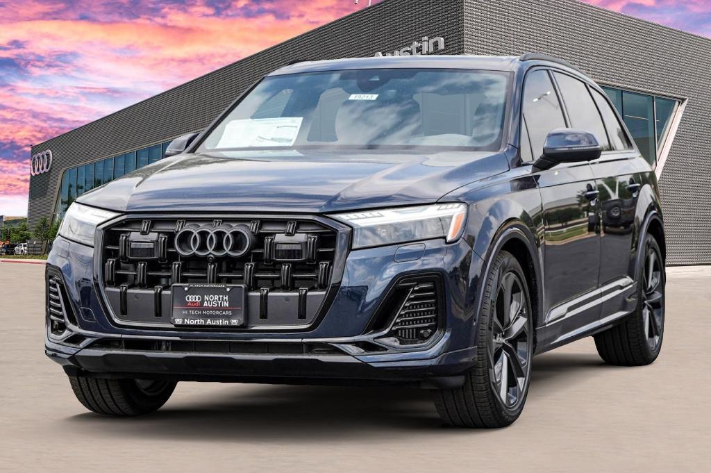new 2025 Audi Q7 car, priced at $76,563