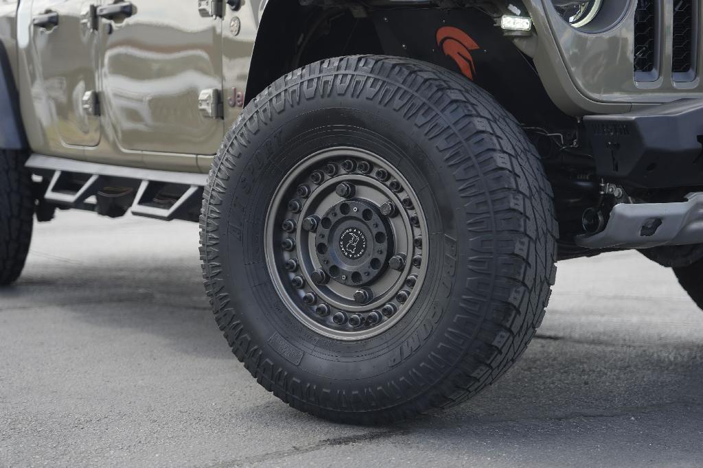 used 2020 Jeep Gladiator car, priced at $36,058