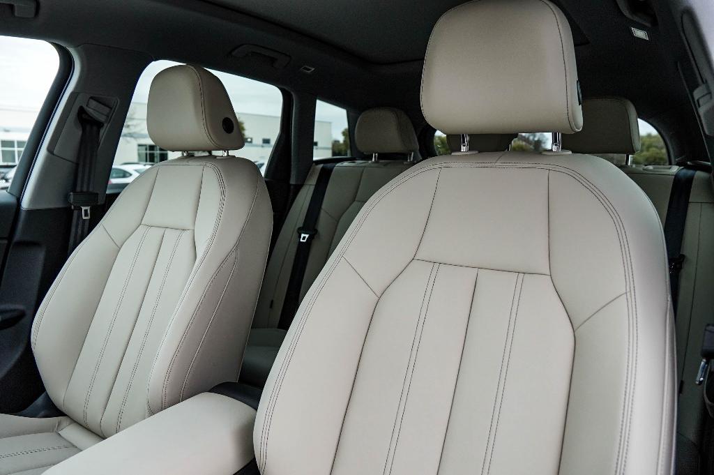 new 2025 Audi Q6 e-tron car, priced at $67,450