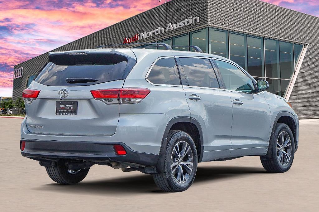 used 2018 Toyota Highlander car, priced at $19,600