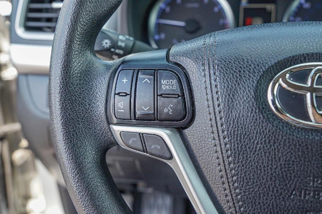 used 2018 Toyota Highlander car, priced at $19,600