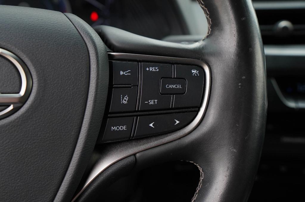 used 2019 Lexus UX 200 car, priced at $25,917