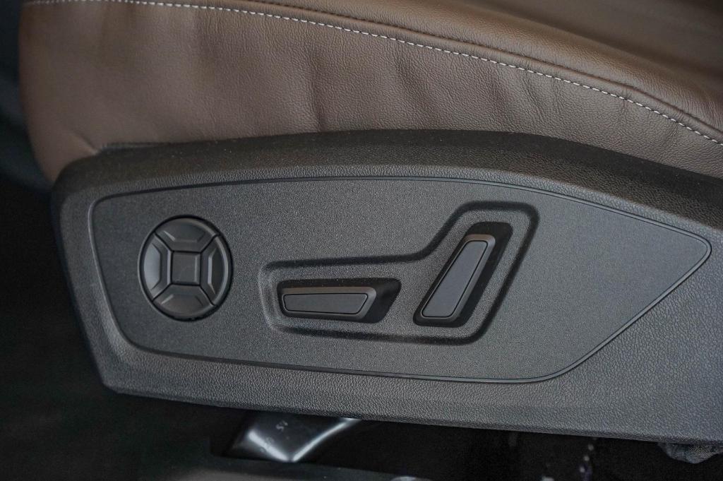 new 2025 Audi Q4 e-tron car, priced at $61,150