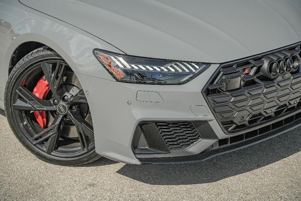 new 2025 Audi S7 car, priced at $110,455