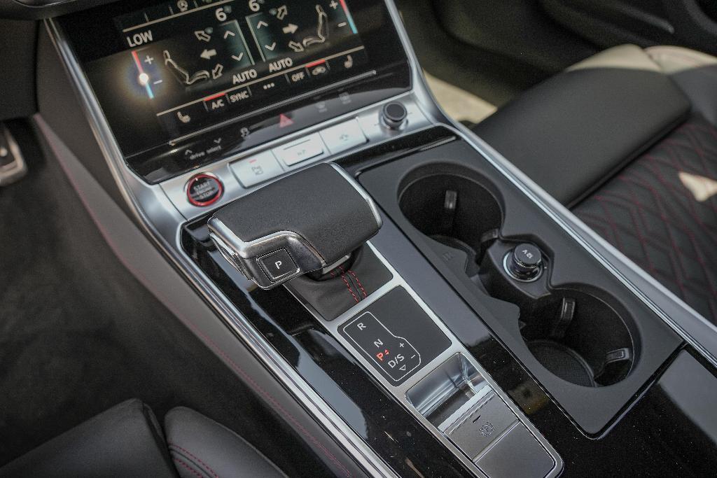 new 2025 Audi S7 car, priced at $110,455