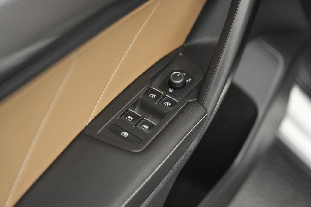 used 2023 Volkswagen Tiguan car, priced at $22,112