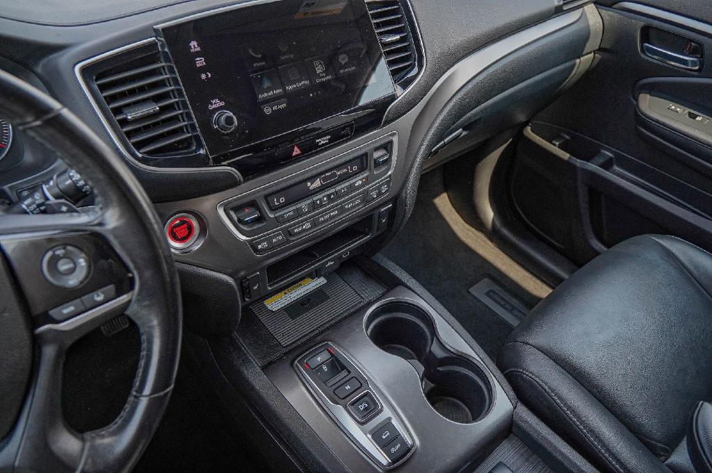 used 2022 Honda Pilot car, priced at $32,200