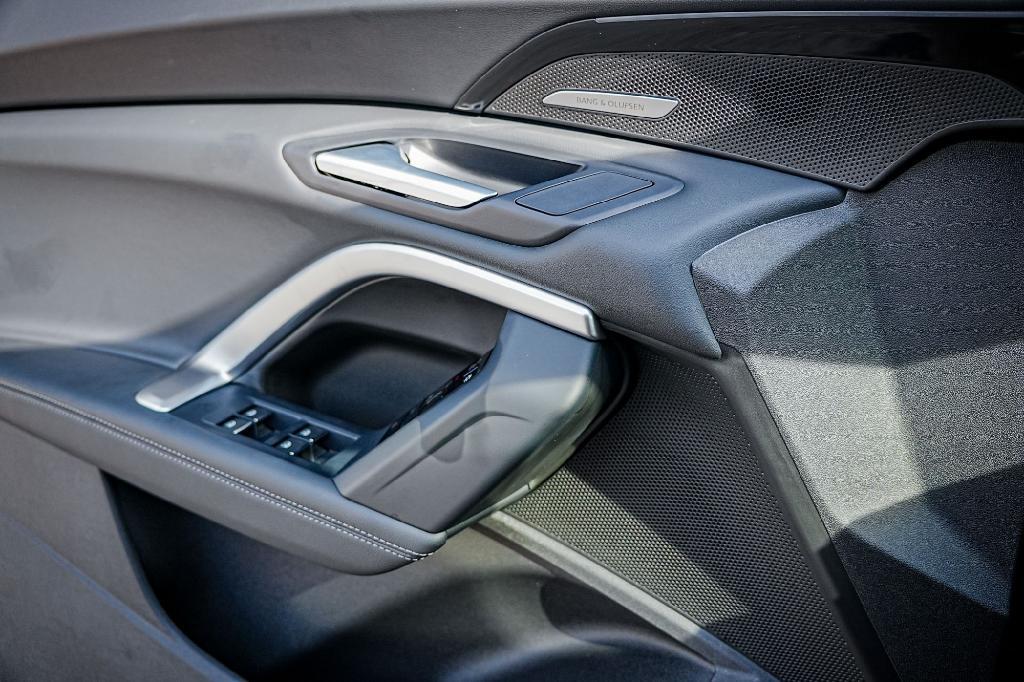 new 2025 Audi Q5 car, priced at $57,825