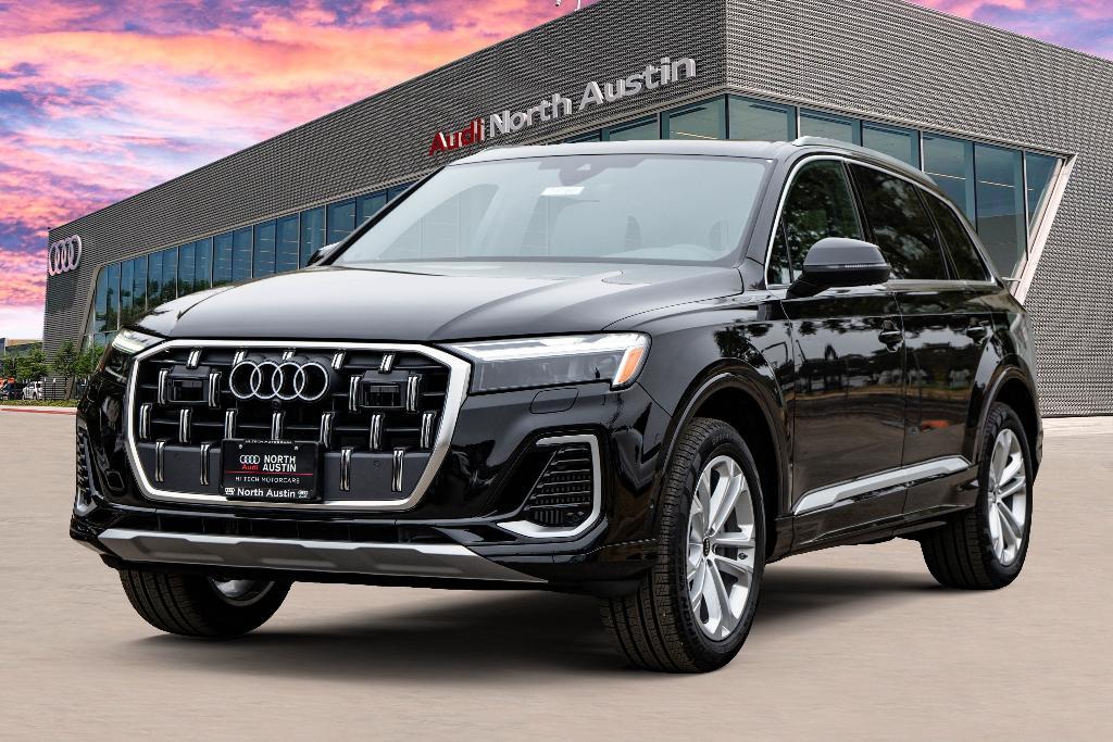 new 2025 Audi Q7 car, priced at $70,095