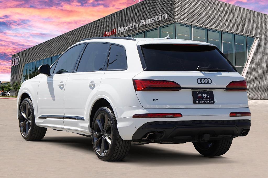new 2025 Audi Q7 car, priced at $82,395